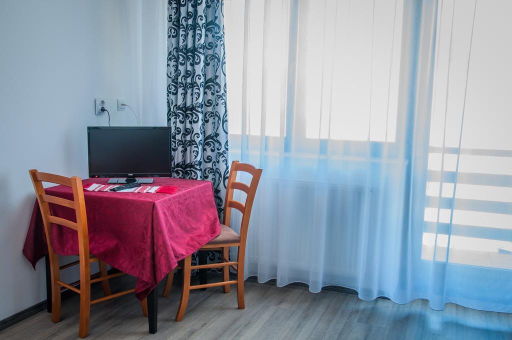 Pensiunea Drumul Voievozilor Arefu Exteriör bild